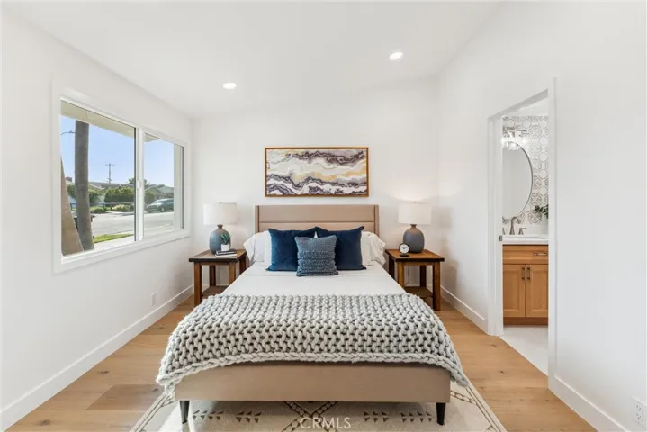 961 Coronado Drive, Costa Mesa, California 92626
