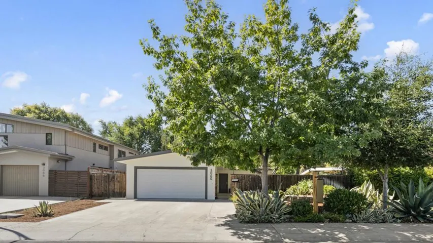 3060 Stelling Drive, Palo Alto, California 94303