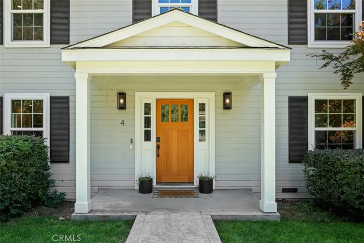4 Chads Place, Chico, California 95928
