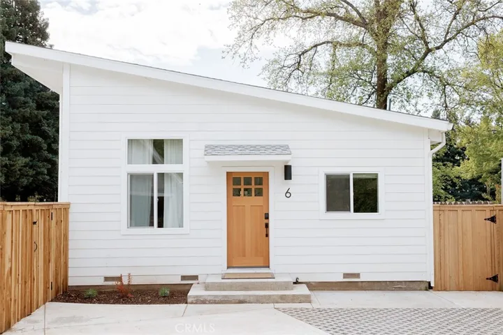 4 Chads Place, Chico, California 95928