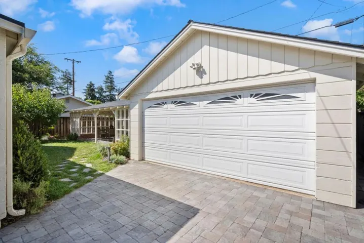 1130 Chapel Drive, Santa Clara, California 95050