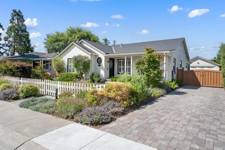 1130 Chapel Drive, Santa Clara, California 95050