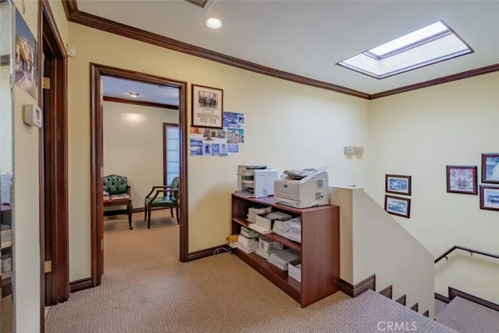 888 N Kenilworth Ave, Glendale, California 91203