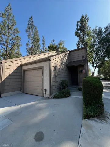 500 Lazy Creek Circle 100, Fullerton, California 92831