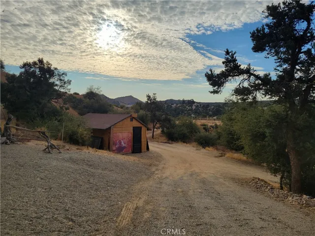 3131 Whispering Pines Rd, Pinon Hills, California 92397
