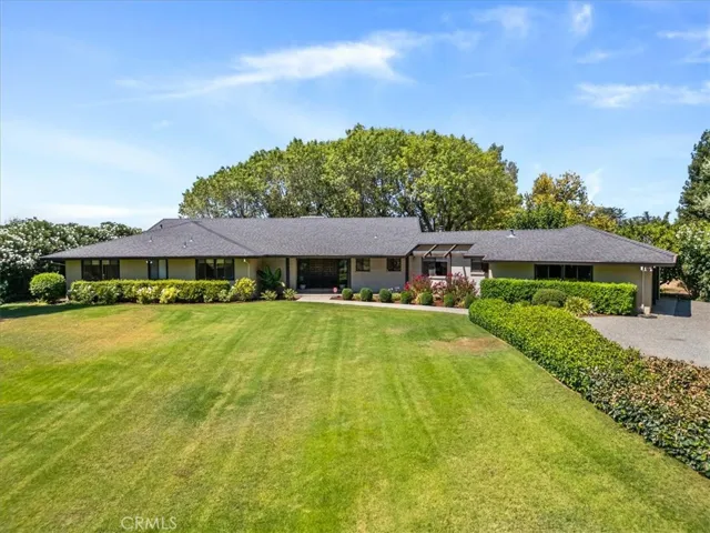 Front view of home