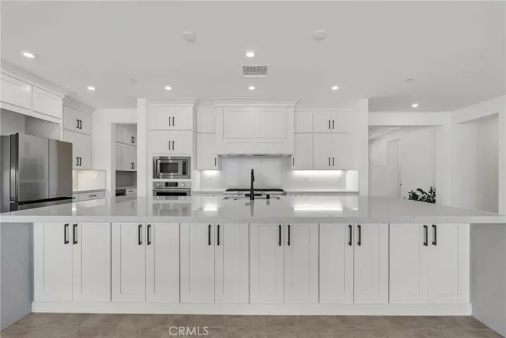 16225 New Canaan Court, Riverside, California 92504