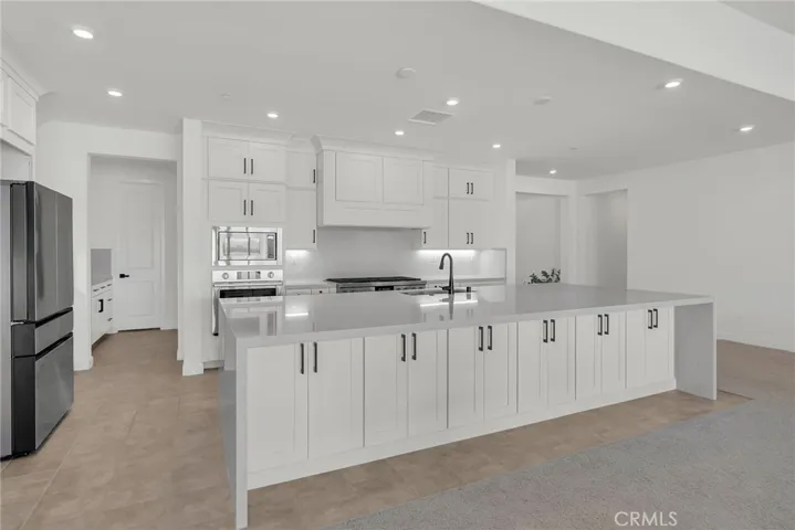 16225 New Canaan Court, Riverside, California 92504