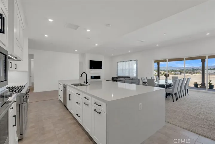 16225 New Canaan Court, Riverside, California 92504