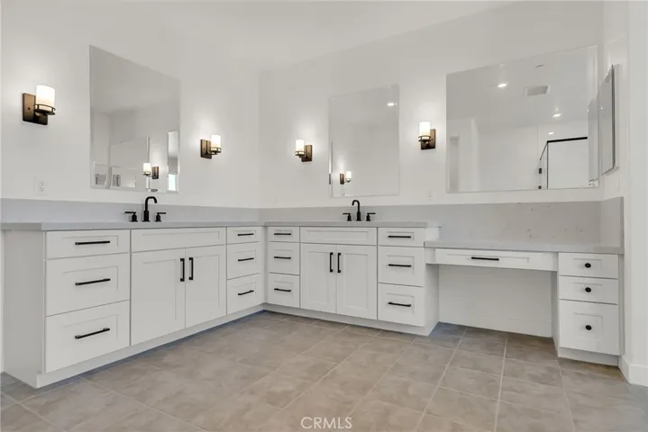 16225 New Canaan Court, Riverside, California 92504