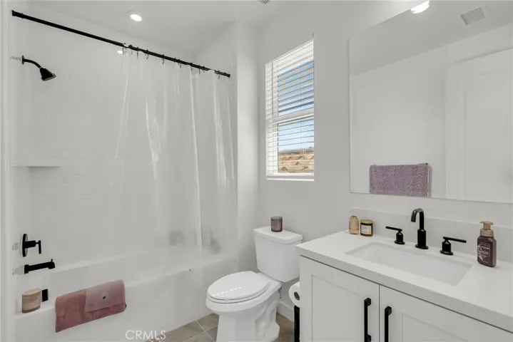 16225 New Canaan Court, Riverside, California 92504