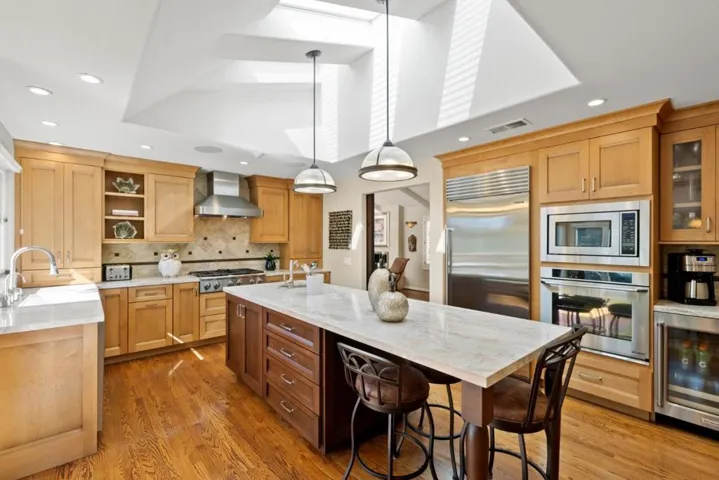 18242 Seebree Lane, Monte Sereno, California 95030
