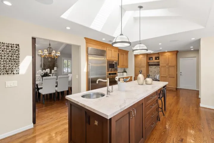 18242 Seebree Lane, Monte Sereno, California 95030