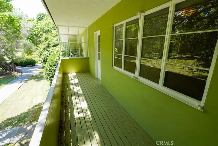 5123 Village, Los Angeles, California 90016