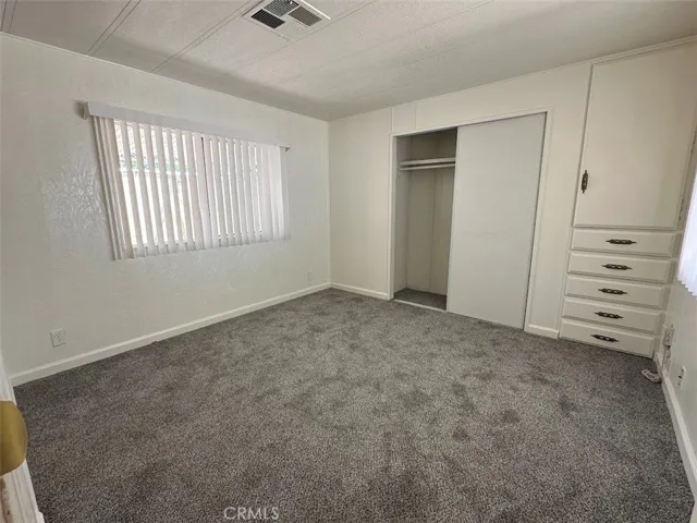 15252 Seneca Road 207, Victorville, California 92392