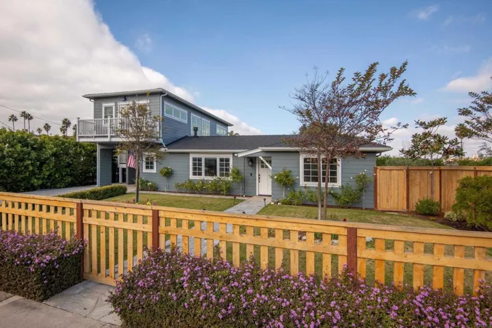 264 24th Street, Del Mar, California 92014