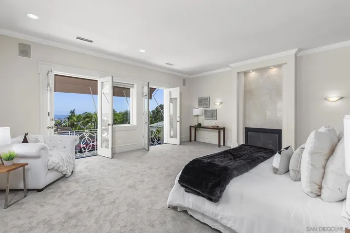 2434 Alcott Ct, San Diego, California 92106