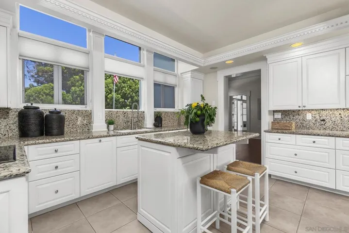 2434 Alcott Ct, San Diego, California 92106