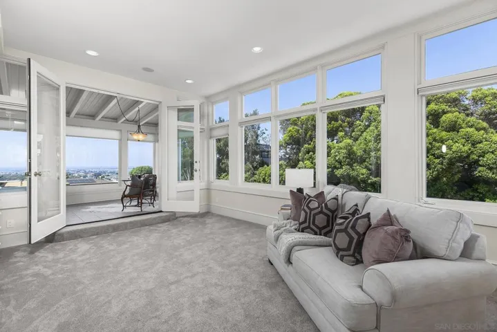 2434 Alcott Ct, San Diego, California 92106