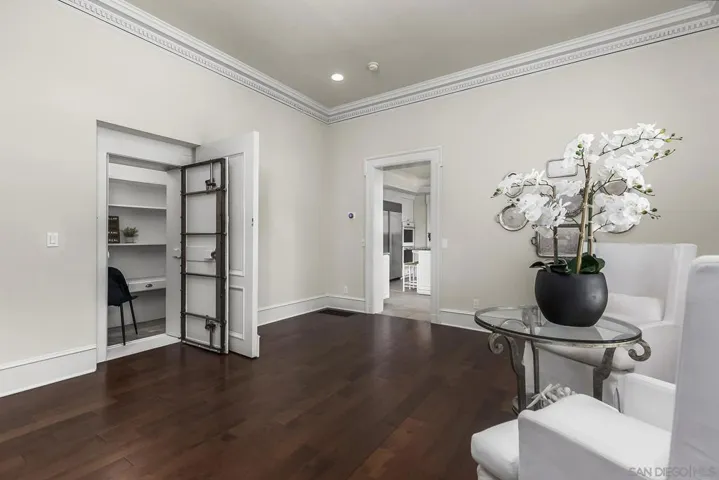 2434 Alcott Ct, San Diego, California 92106