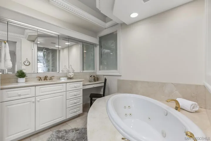 2434 Alcott Ct, San Diego, California 92106