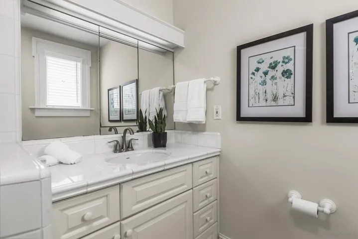 2434 Alcott Ct, San Diego, California 92106
