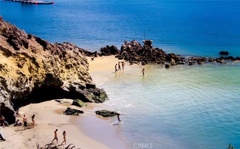 2332 2nd Avenue, Corona Del Mar, California 92625