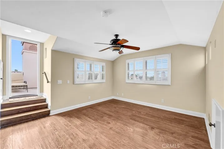 2332 2nd Avenue, Corona Del Mar, California 92625