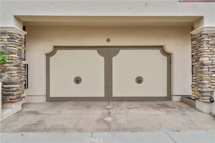2332 2nd Avenue, Corona Del Mar, California 92625