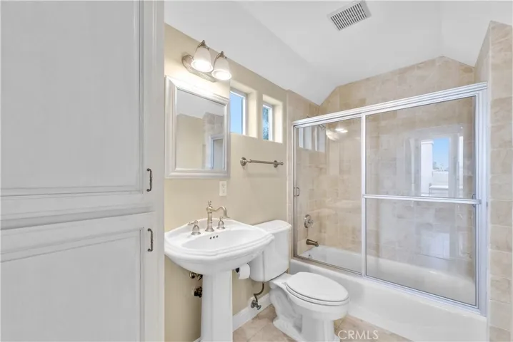 2332 2nd Avenue, Corona Del Mar, California 92625