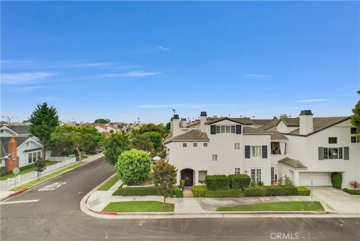 2332 2nd Avenue, Corona Del Mar, California 92625
