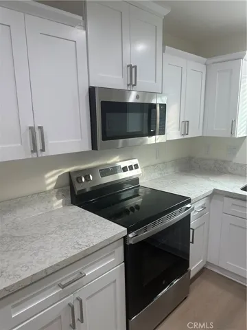 11200 Doverwood Drive, Riverside, California 92505