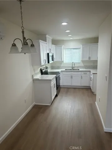 Kitchen/Dining Area