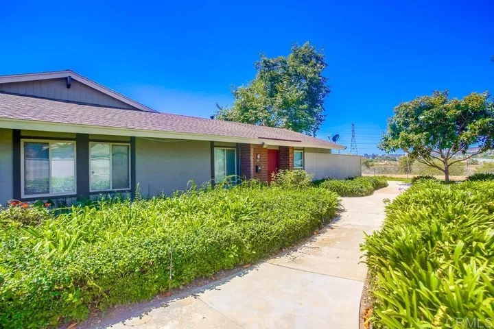 439 Los Arbolitos Boulevard, Oceanside, California 92058