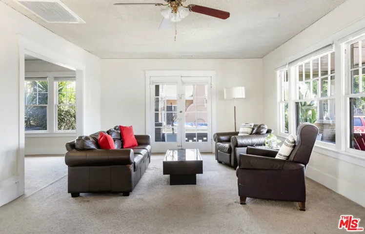 1322 N Alexandria Avenue, Los Angeles, California 90027