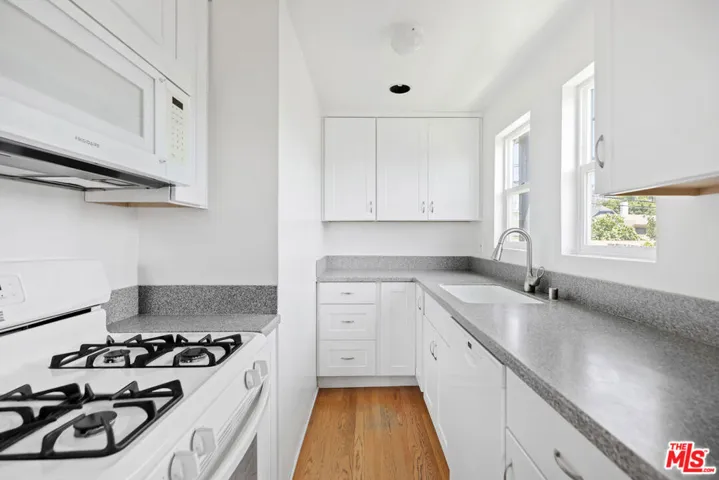1322 N Alexandria Avenue, Los Angeles, California 90027