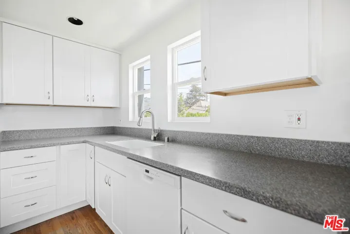 1322 N Alexandria Avenue, Los Angeles, California 90027