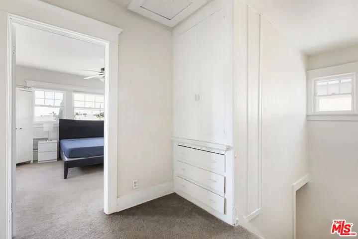 1322 N Alexandria Avenue, Los Angeles, California 90027