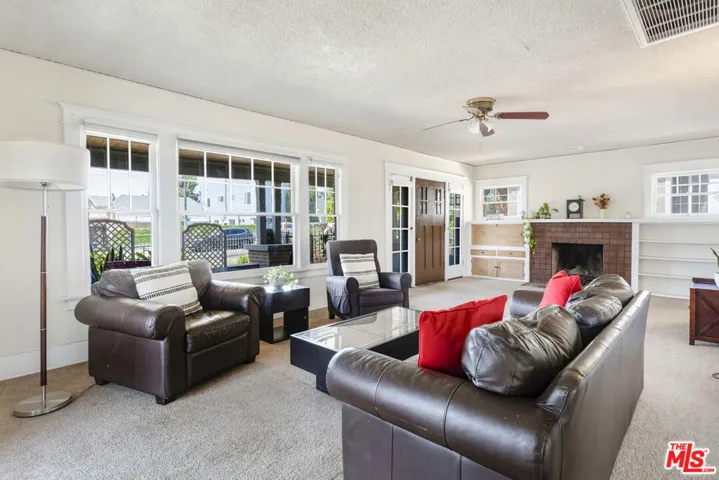 1322 N Alexandria Avenue, Los Angeles, California 90027