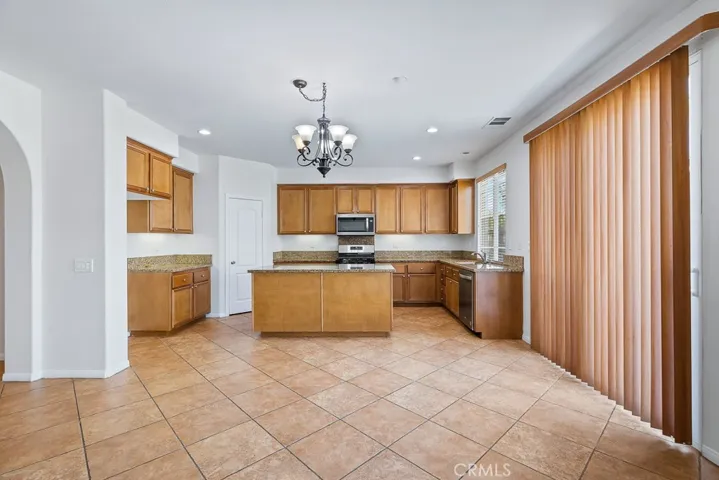 2855 Newcastle Way, San Jacinto, California 92582