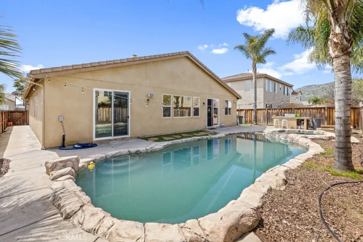 2855 Newcastle Way, San Jacinto, California 92582