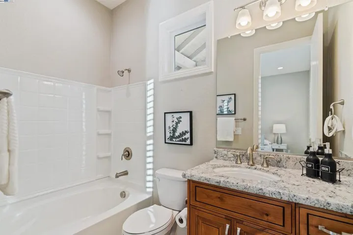 Guest Room Bathroom