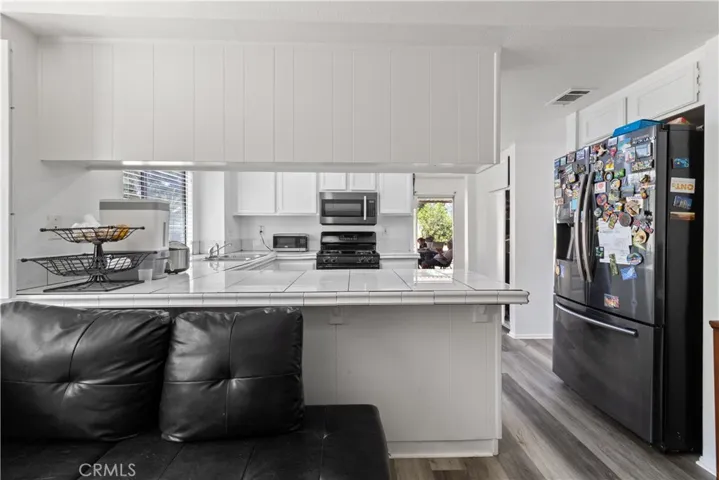 14908 Poinsettia Circle, Fontana, California 92336