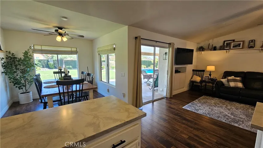 291 Gracefield Way, Riverside, California 92506