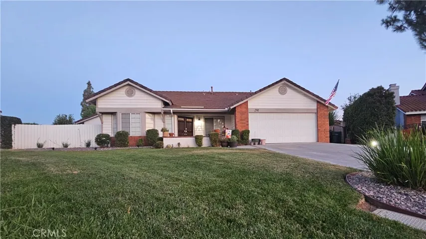 291 Gracefield Way, Riverside, California 92506