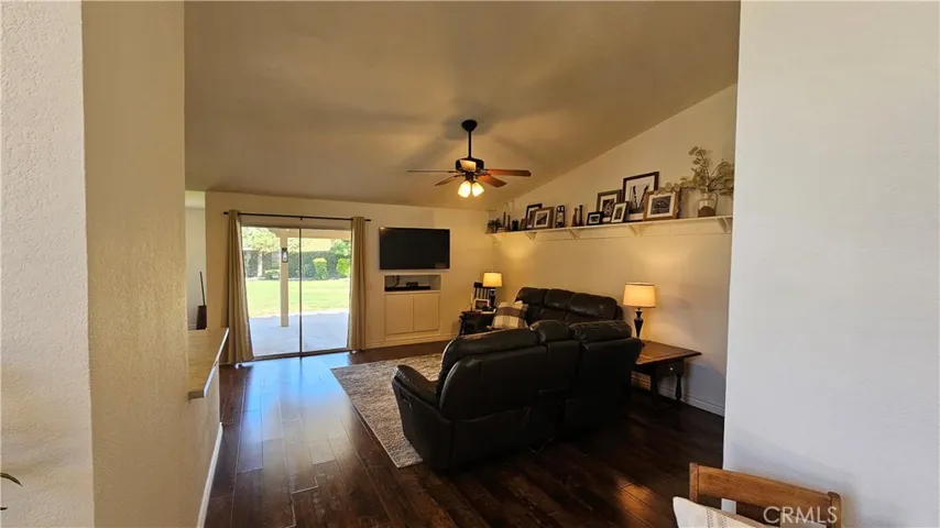 291 Gracefield Way, Riverside, California 92506