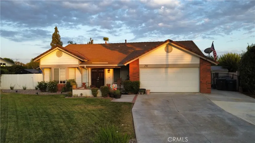 291 Gracefield Way, Riverside, California 92506