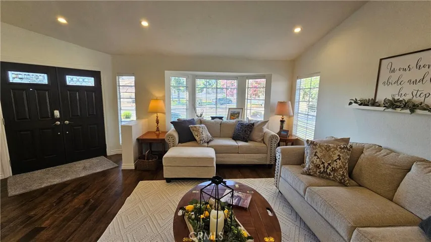 291 Gracefield Way, Riverside, California 92506