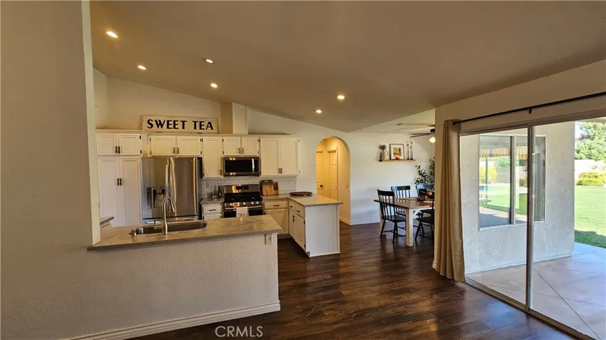 291 Gracefield Way, Riverside, California 92506