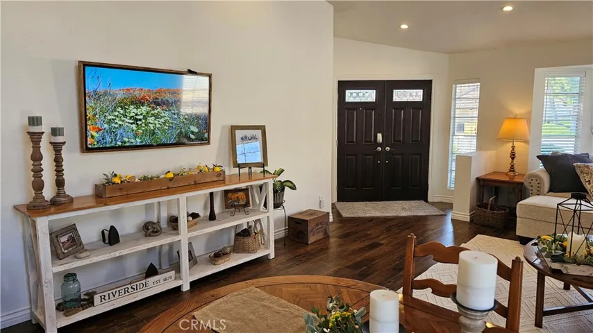 291 Gracefield Way, Riverside, California 92506
